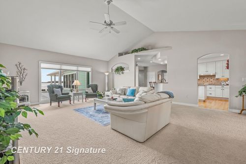 6790 Hospital Rd, Freeland, MI, 48623-9345 | Card Image