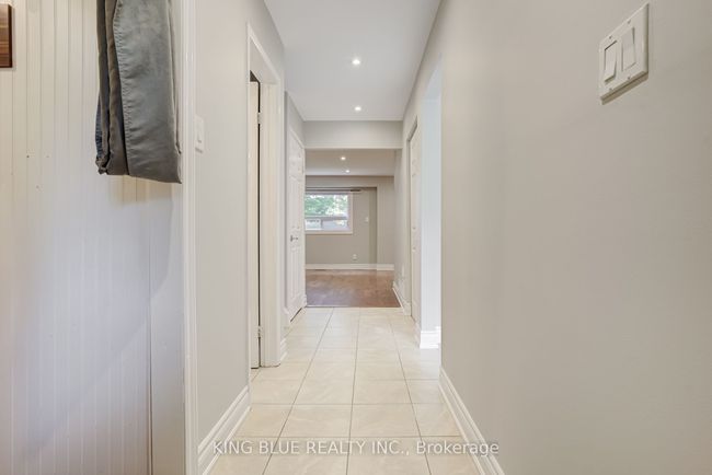 90 Daniele Ave N, House other with 3 bedrooms, 2 bathrooms and 2 parking in Beeton ON | Image 4
