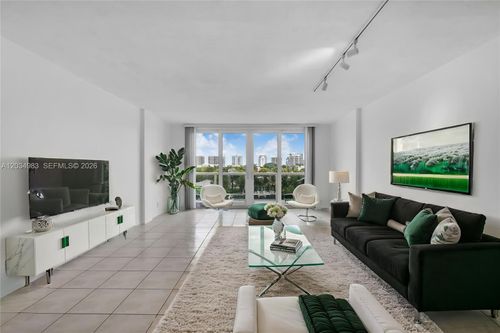 504n-9381 E Bay Harbor Dr, Bay Harbor Islands, FL, 33154-2359 | Card Image