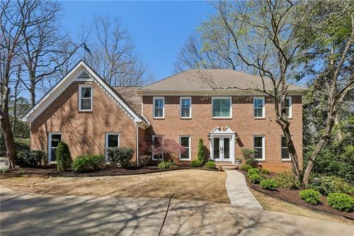 210 Willow Lake Cv, Roswell, GA, 30075-1355 | Card Image