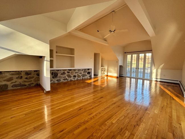 B - 65B Cross Hwy, House other with 1 bedrooms, 1 bathrooms and 1 parking in Redding CT | Image 13