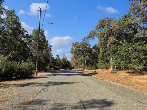 1001 Old Airport Rd, Auburn, CA, 95603-9011 | Card Image