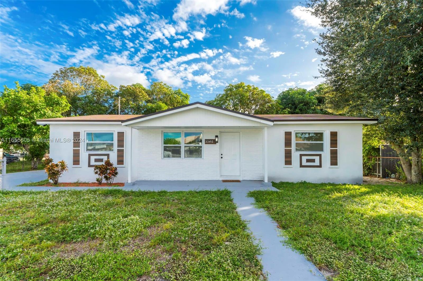 211th St, Miami Gardens, FL 33056