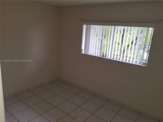 APT-402 - 8560 N Sherman Cir, Condo with 2 bedrooms, 2 bathrooms and null parking in Miramar FL | Image 16