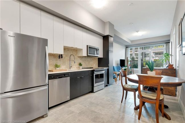212 - 73 Arthur St S, House attached with 1 bedrooms, 1 bathrooms and 1 parking in Guelph ON | Image 5