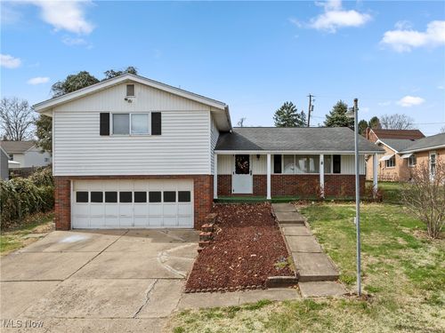 65158 Three Hills Dr, Bellaire, OH, 43906-9791 | Card Image