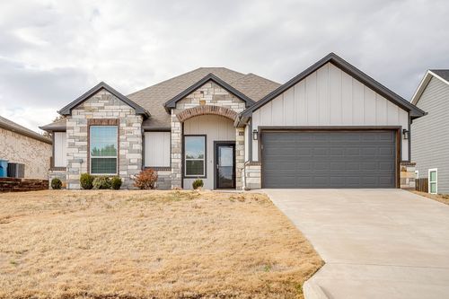 2708 San Gabriel Dr, Granbury, TX, 76048-6479 | Card Image