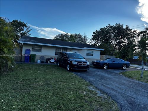 6136 Sw 20th St, Miramar, FL, 33023-2917 | Card Image