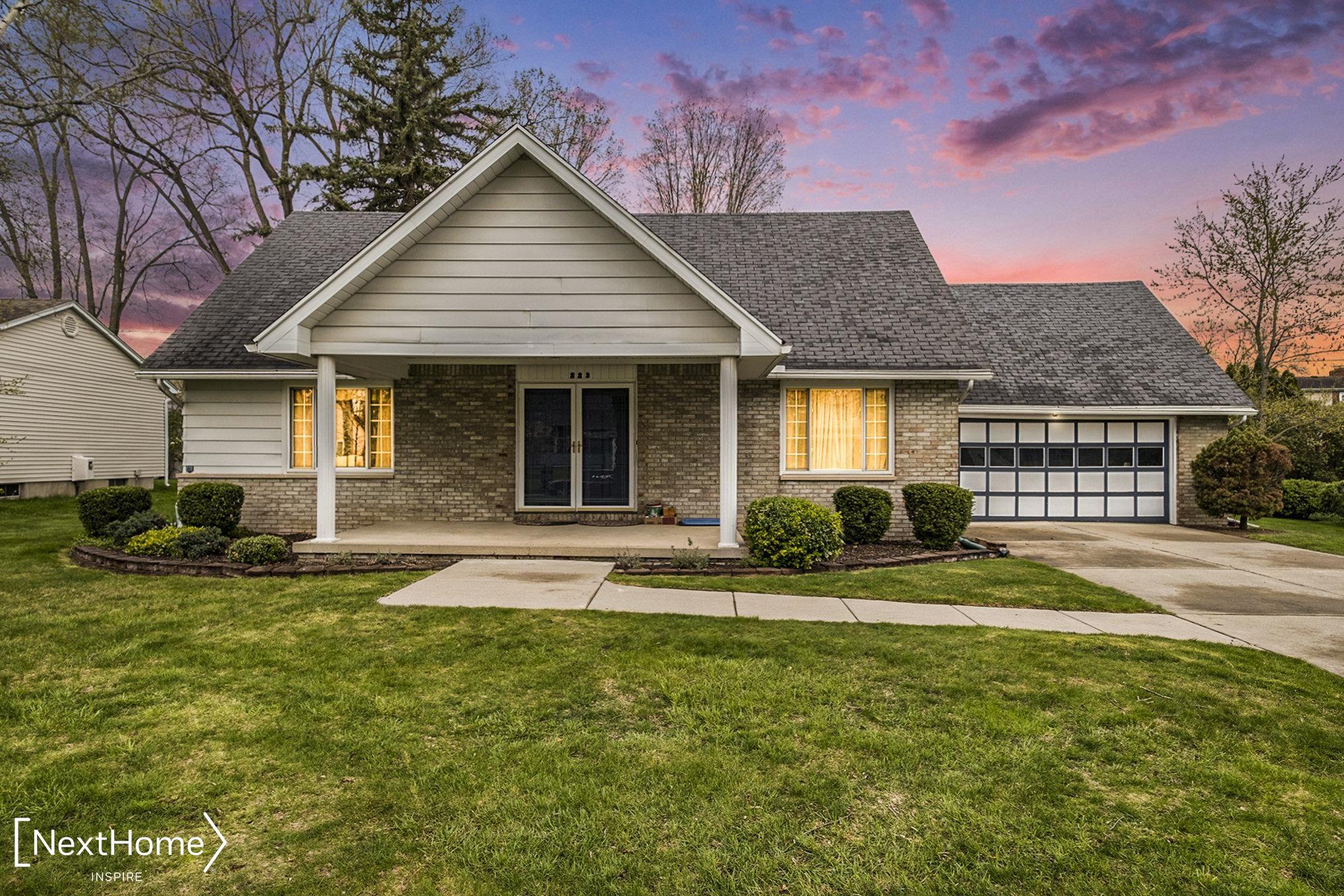 Cedarwood Dr, Flushing, MI 48433