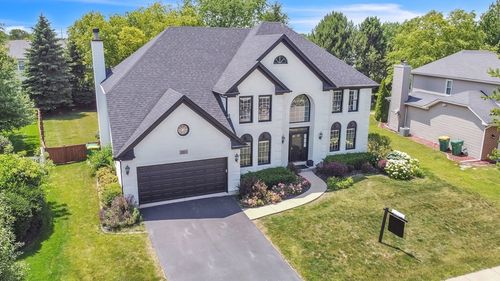2011 Gleneagle Dr, Plainfield, IL, 60586-8115 | Card Image