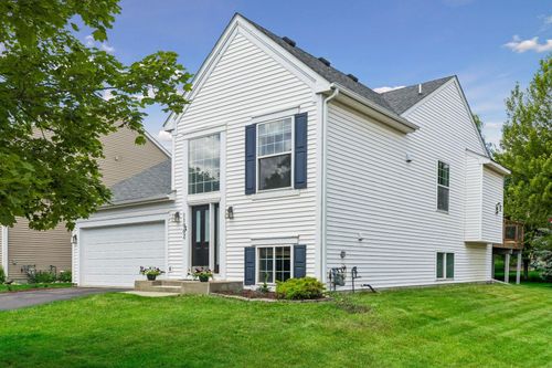 11962 85th Pl N, Maple Grove, MN, 55369-4692 | Card Image