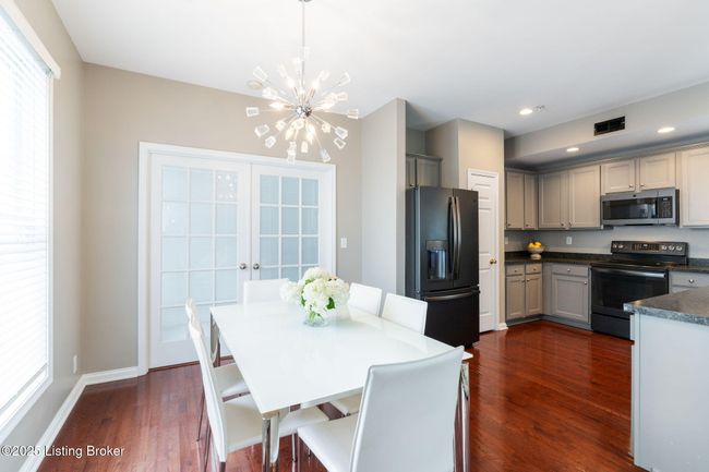 10600 Norton Commons Walk, Condo with 2 bedrooms, 2 bathrooms and null parking in Prospect KY | Image 7