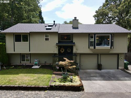 14300 Se Fairoaks Ave, Milwaukie, OR, 97267-1007 | Card Image