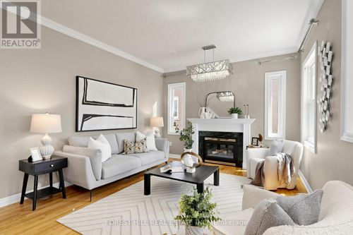 147 Silver Linden Drive, Richmond Hill (Langstaff), ON, L4B4H6 | Card Image