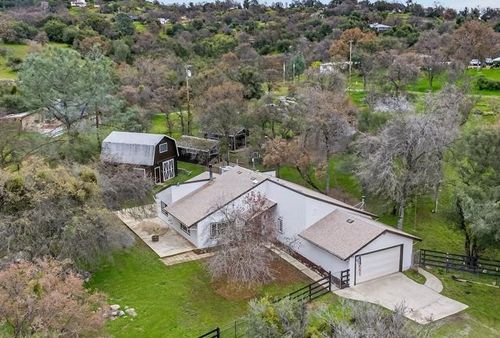 31814 Lockwood Ln, Prather, CA, 93651-9742 | Card Image