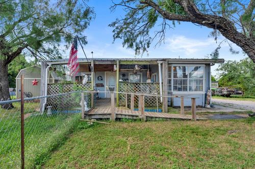 813 Odessa St, Kingsland, TX, 78639-4240 | Card Image