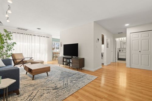 apt-217-1206 Greendale Ave, Needham, MA, 02492-4617 | Card Image