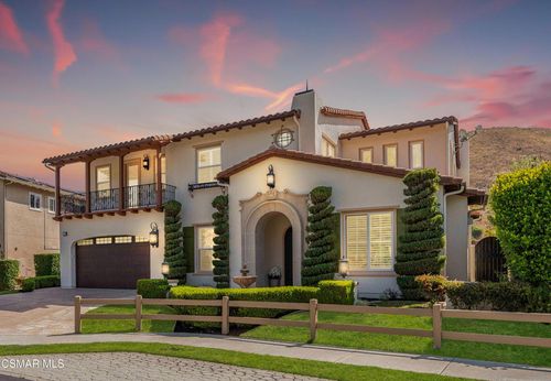 318 Loire Valley Drive, Simi Valley, CA, 93065 | Card Image