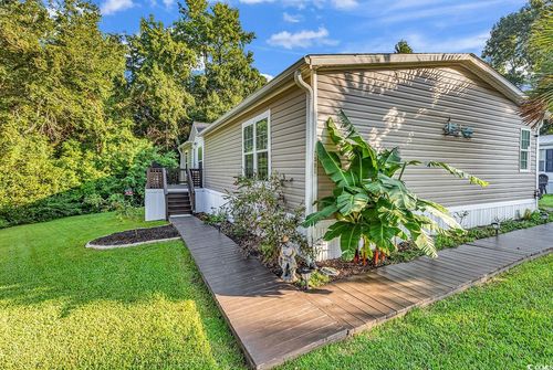 7500 Aubrey Ln, Myrtle Beach, SC, 29588-6528 | Card Image