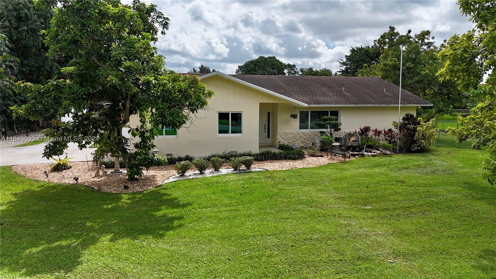166th Ave, Southwest Ranches, FL 33331
