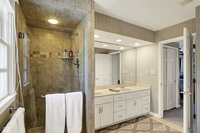 13587 Kensington Pl, Townhouse with 2 bedrooms, 3 bathrooms and null parking in Carmel IN | Image 49