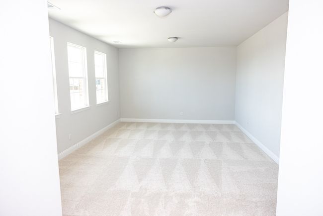 Empty room with light colored carpet | Image 24