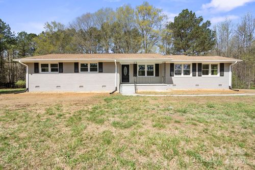 174 Mask Rd, Mount Gilead, NC, 27306-9166 | Card Image