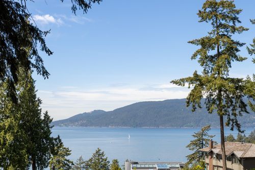 5502 Parthenon Pl, West Vancouver, BC, V7W2V7 | Card Image