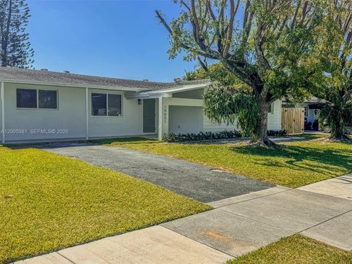 0-19001 Sterling Dr, Cutler Bay, FL, 33157 | Card Image