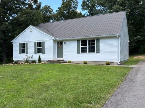9106 Redbud Ln, Nunnelly, TN, 37137-3783 | Card Image