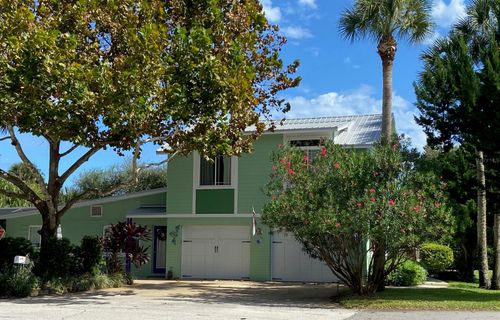411 S Pine St, NEW SMYRNA BEACH, FL, 32169-2659 | Card Image