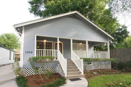 1009 W 23rd St, Houston, TX, 77008-1811 | Card Image