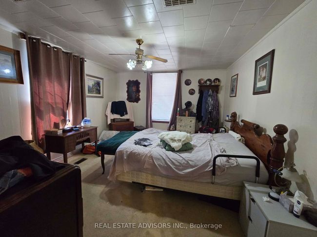 16 Store St, House other with 6 bedrooms, 2 bathrooms and 4 parking in Consecon ON | Image 16