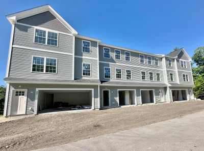 Unit 1 Timber Ridge West, Condo with 3 bedrooms, 1 bathrooms and null parking in Nottingham NH | Image 1