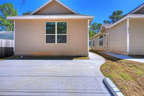 11779 White Cedar St, Willis, TX, 77318-7667 | Card Image