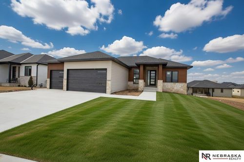 9401 S 87th St, Lincoln, NE, 68516-9557 | Card Image