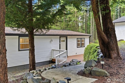 12520 Lindi Ln Sw, Port Orchard, WA, 98367-8494 | Card Image