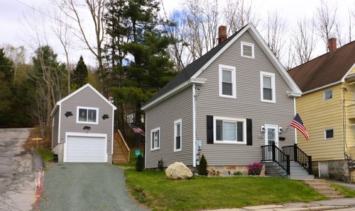 348 Champlain St, Berlin, NH, 03570-2311 | Card Image
