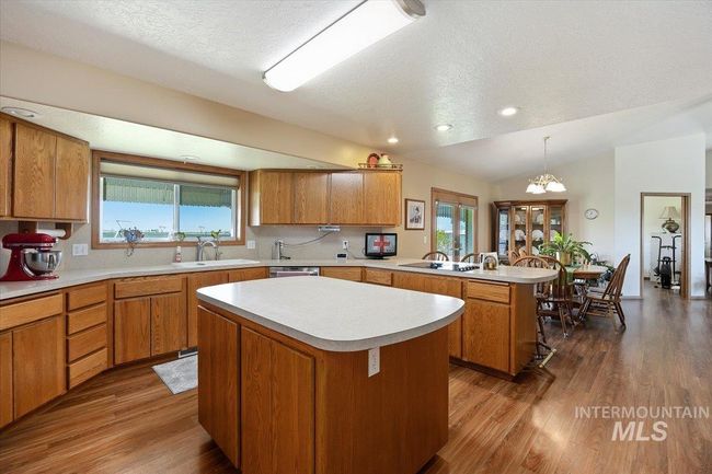 3415 N 2600 E, House other with 3 bedrooms, 3 bathrooms and 3 parking in Twin Falls ID | Image 6