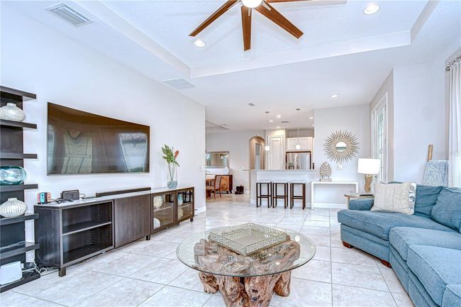 8433 Alberata Vista Dr, House other with 2 bedrooms, 2 bathrooms and null parking in Tampa FL | Image 14