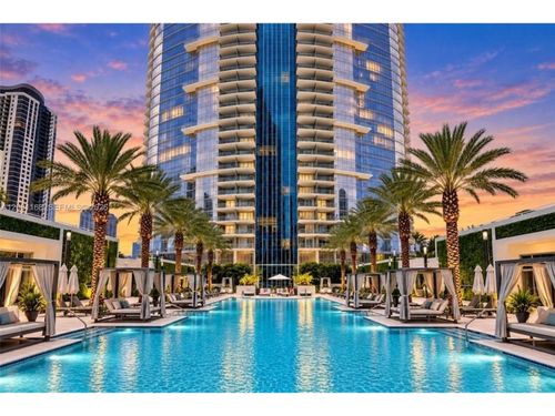 3510-851 Ne 1st Ave, Miami, FL, 33132-1817 | Card Image
