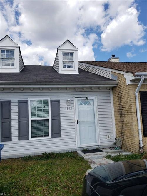 1302 Pershing Ct, Virginia Beach, VA, 23453-1686 | Card Image