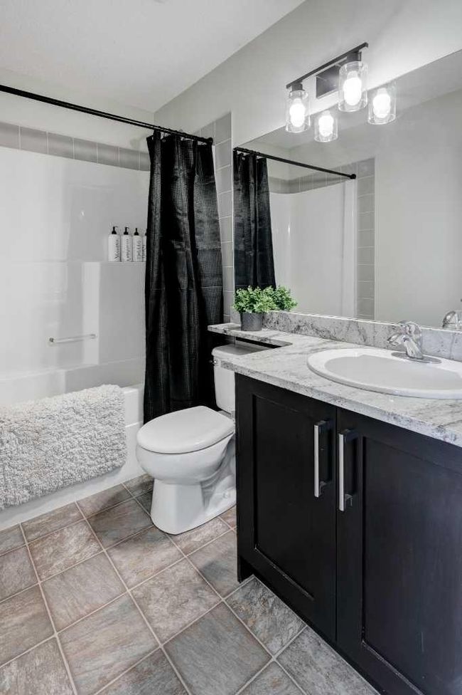 140 - 2802 Kings Heights Gate Se, Townhouse with 3 bedrooms, 4 bathrooms and 2 parking in Airdrie AB | Image 22
