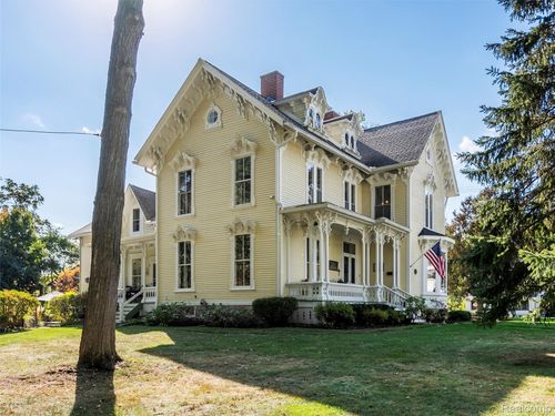 261 Church St, Romeo, MI, 48065-4610 | Card Image