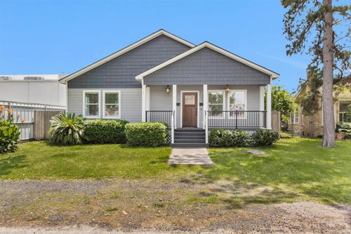304 Vincent St, Houston, TX, 77009-5438 | Card Image