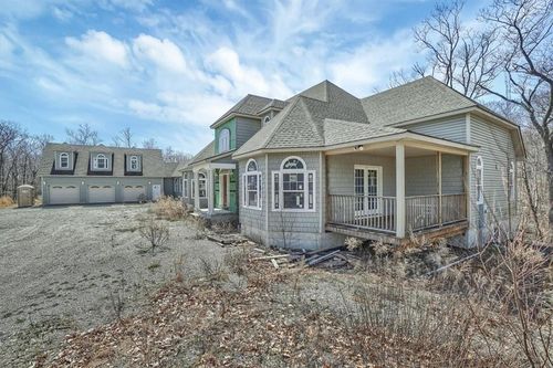 238 Deer Hollow Rd, Poughquag, NY, 12570-4839 | Card Image