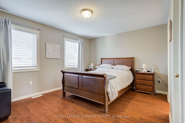 433 Trudeau Dr, House other with 3 bedrooms, 3 bathrooms and 2 parking in Milton ON | Image 26