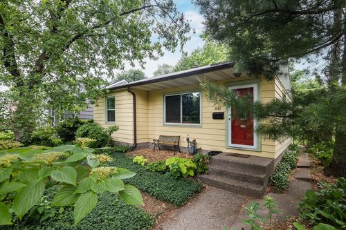 845 Clayland St, Saint Paul, MN, 55104-1005 | Card Image