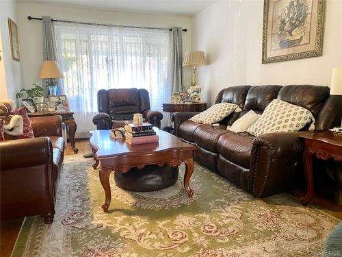 3052 80th St, East Elmhurst, NY, 11370-1502 | Card Image