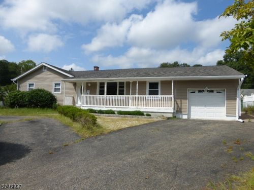 5 Midway Ct, ROCKAWAY, NJ, 07866-1618 | Card Image